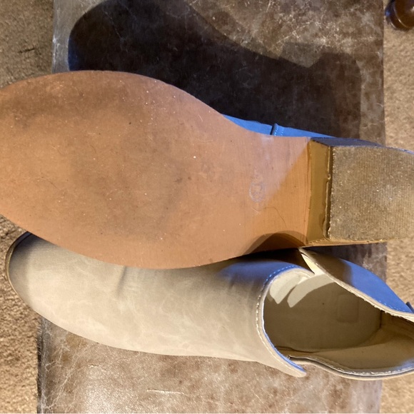 Back zip Boot - Picture 3 of 7